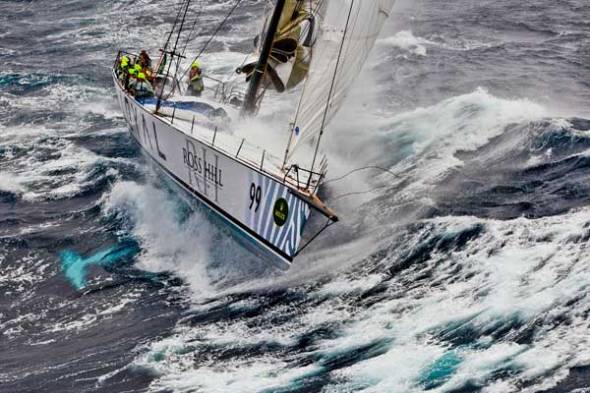 13 яхт выбыли из гонки Rolex Sydney Hobart за первые сутки